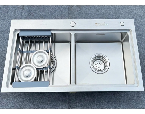 Chậu rửa bát Kagol inox 304 hai hố cân KG8245CGC (KT:820x450x240 mm)