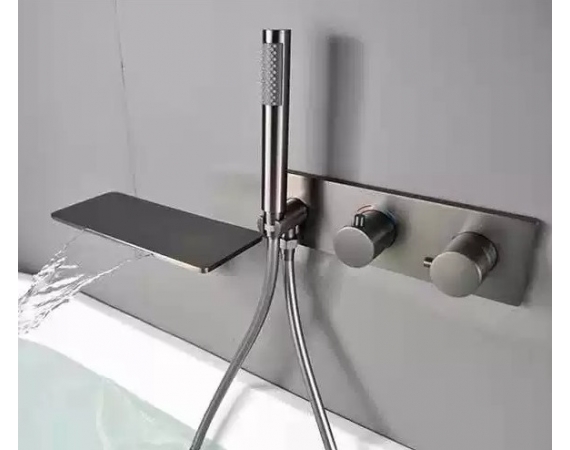 Sen bồn tắm âm tường màu ghi HD556G