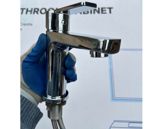 Vòi rửa tay nóng lạnh LE804